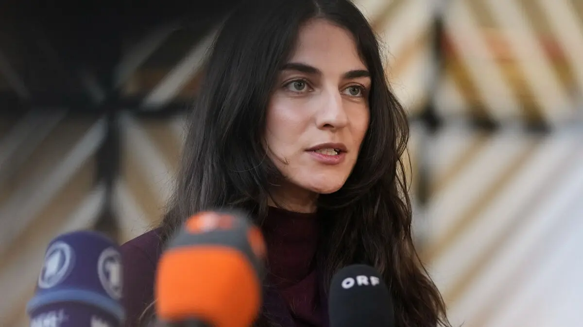 Risk of missing climate goals with unclear interventions