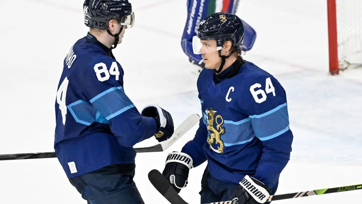 Finland's big victory forces Sweden into the round of 16