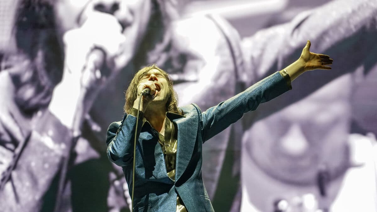 Primal Scream to play Sweden this summer