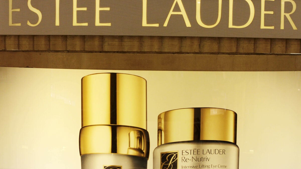 Estée Lauder profit beats expectations, sales rise 6.5% and stock jumps in futures trading