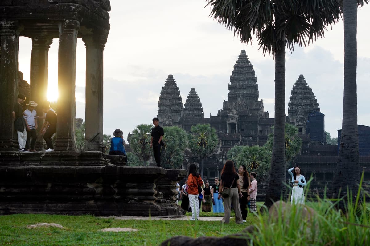 Three Killed by Lightning Strike at Angkor Wat Temple