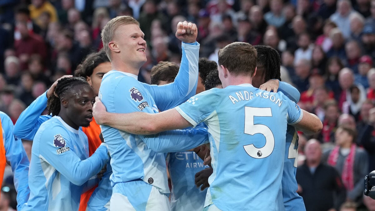 Manchester City booed after Premier League verdict, then thrash Liverpool 3-0