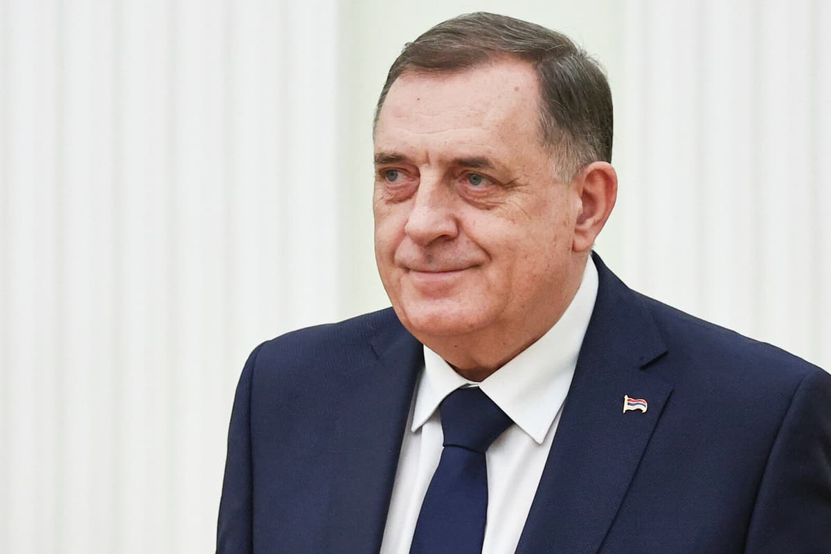 Bosnian Serb Leader Dodik Open to Pausing Laws, Sets Conditions