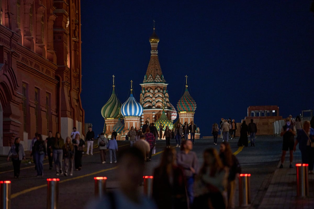 Russia's Central Bank Makes Smaller Than Expected Interest Rate Cut