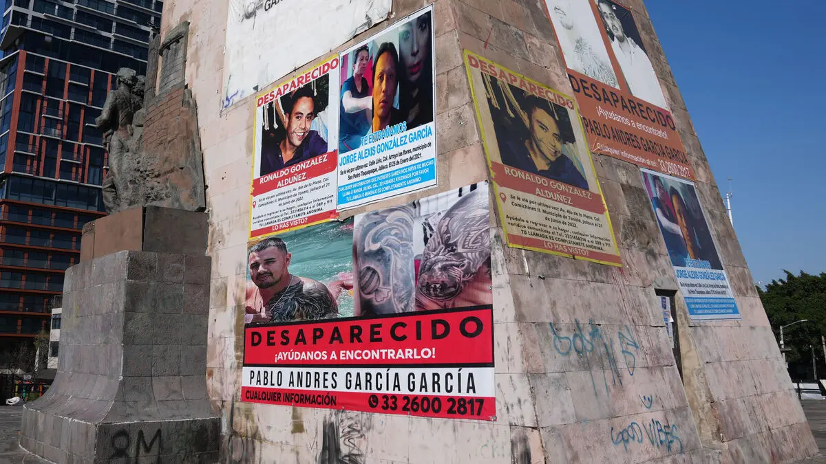 Mexico says 40,000 missing people may be alive