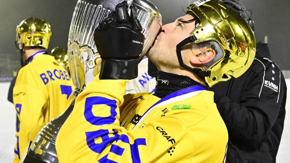 Edlund's crazy World Cup final - may be his last appearance for the national team