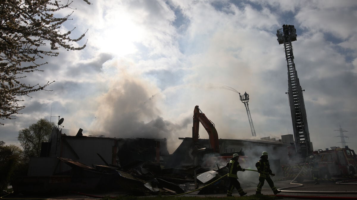 Massive fire at nightclub in Kehl, Germany
