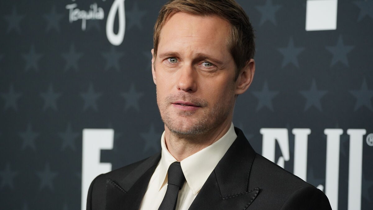 Skarsgård to host Saturday Night Live, first Swede to guest host
