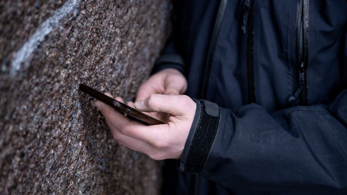 Two charged with planning bomb attacks in Oslo for Swedish Foxtrot network
