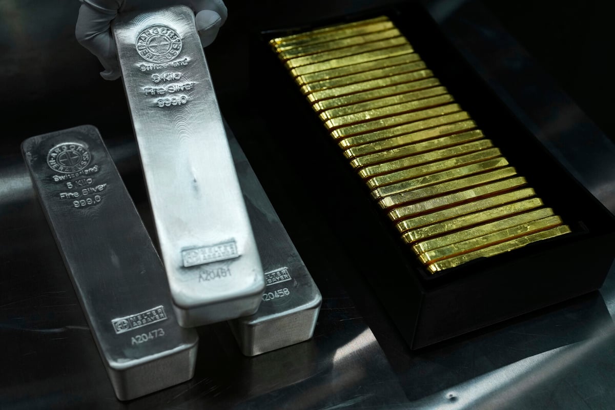 Silver Gains Attention as Gold Prices Surge