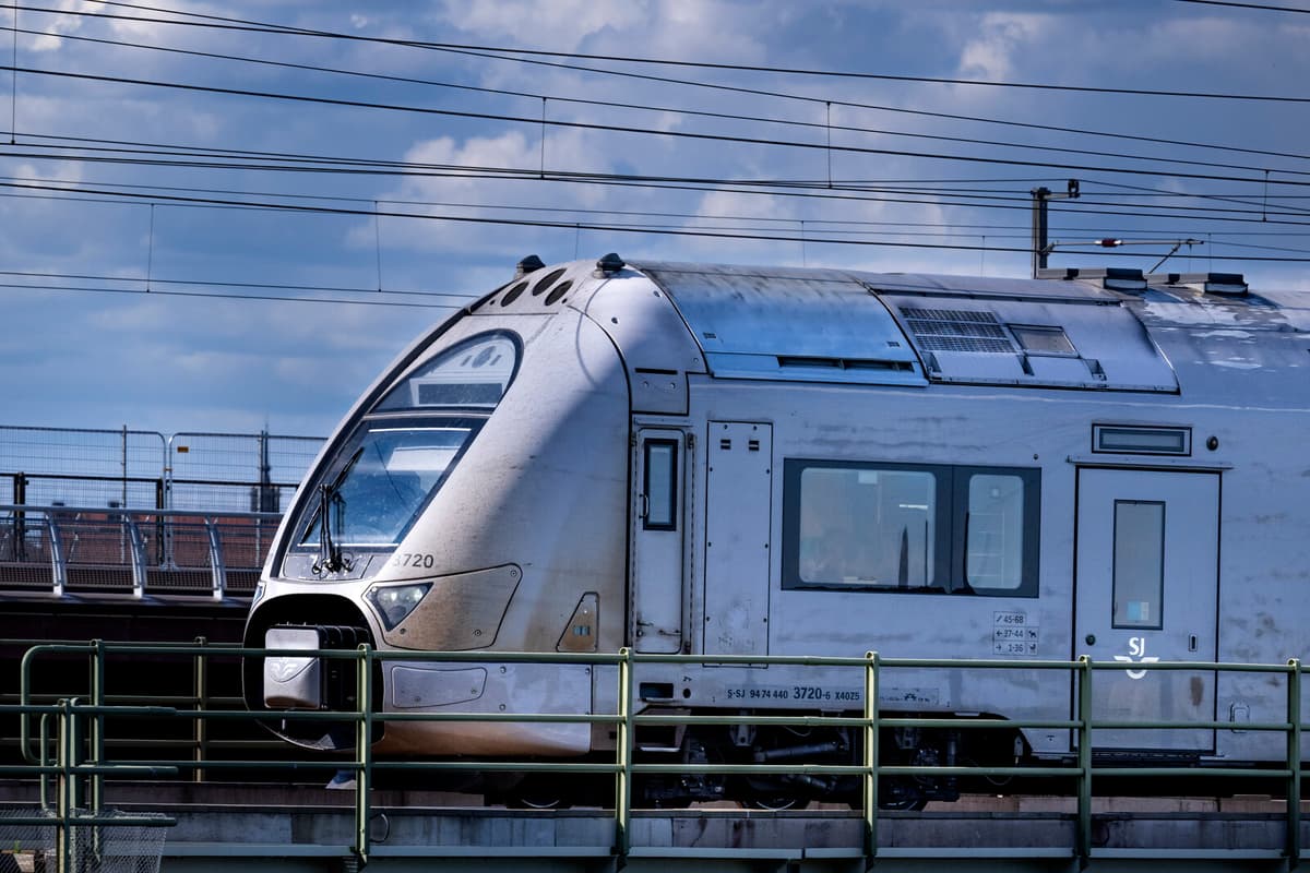 Train Service Resumes Between Stockholm and Gothenburg