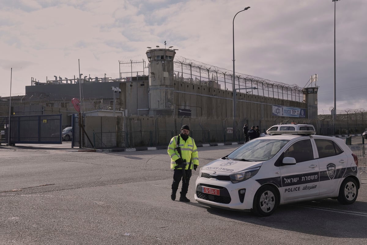 Israel Supreme Court Orders More Food for Palestinian Prisoners