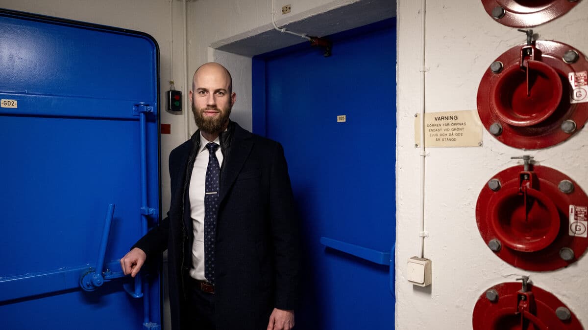 Tunnels and basements can become shelters in times of war