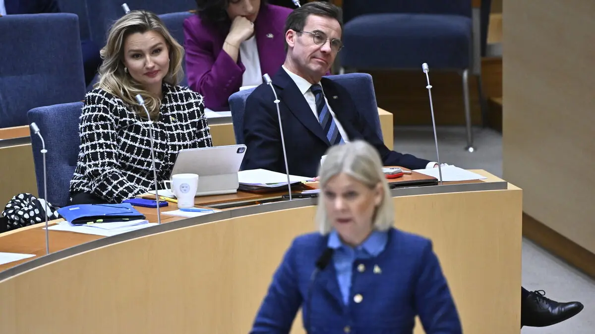 Busch rages against M: Refuses to subordinate me