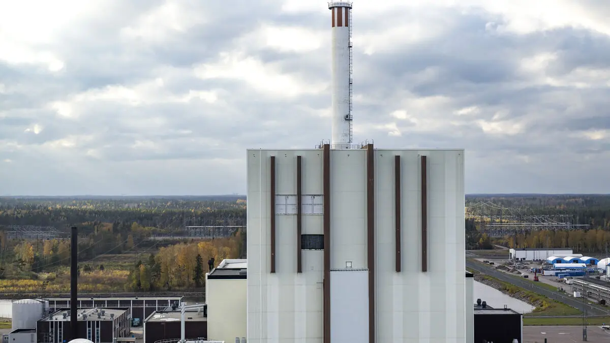 Unexpected turbine failure takes Forsmark reactor partly offline