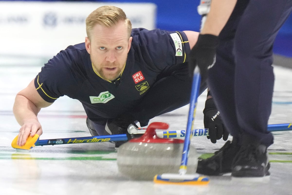Sweden Boosts Playoff Hopes with Key Win Over Scotland