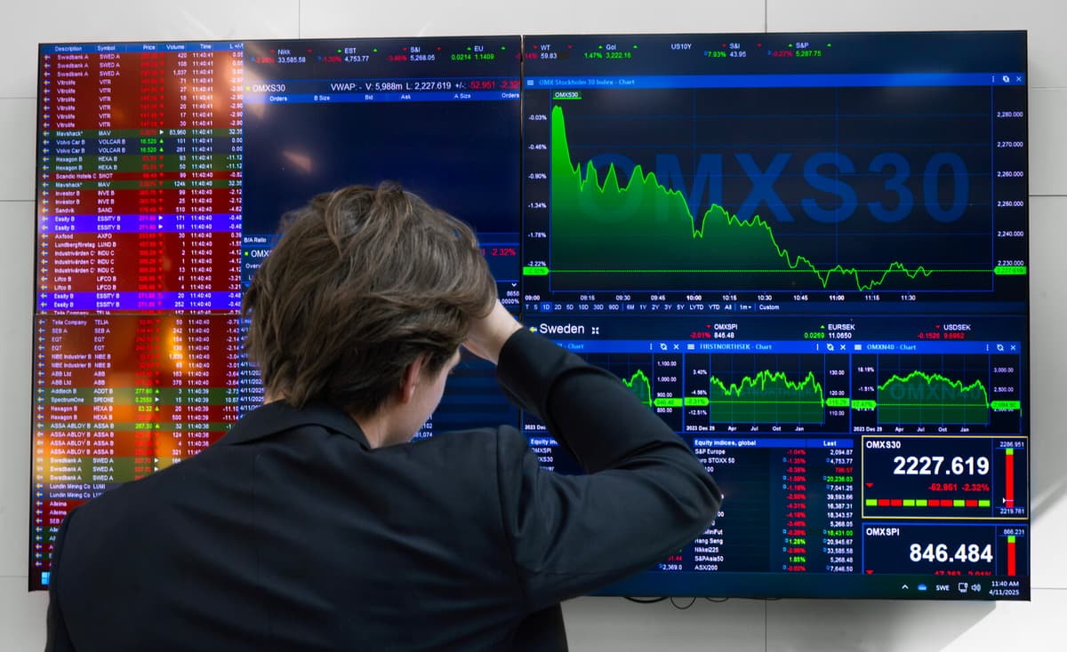 Stockholm Stock Exchange Sees Decline as OMXS Index Drops 0.9%