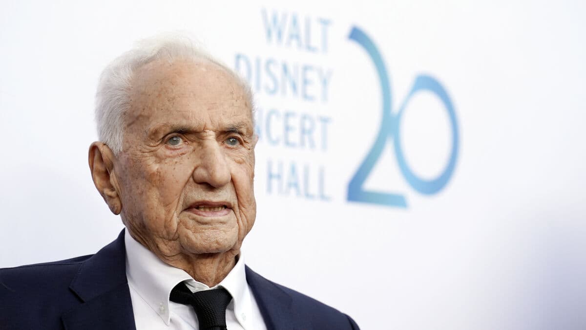 Architect Frank Gehry dies
