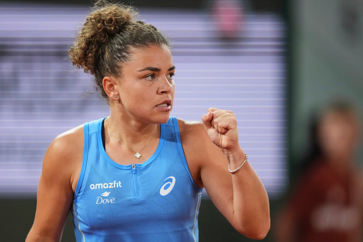 Jasmine Paolini Advances to French Championships Third Round