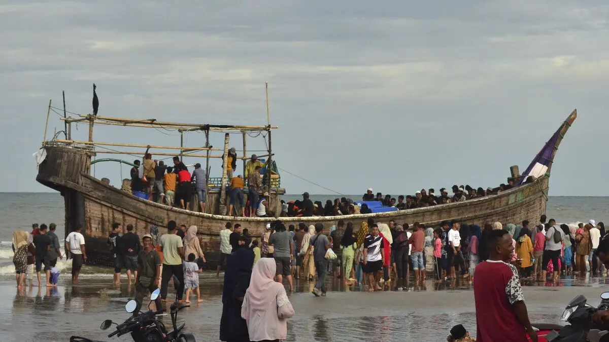 Rohingya refugees believed to have drowned after ship sank in Andaman Sea off Malaysia
