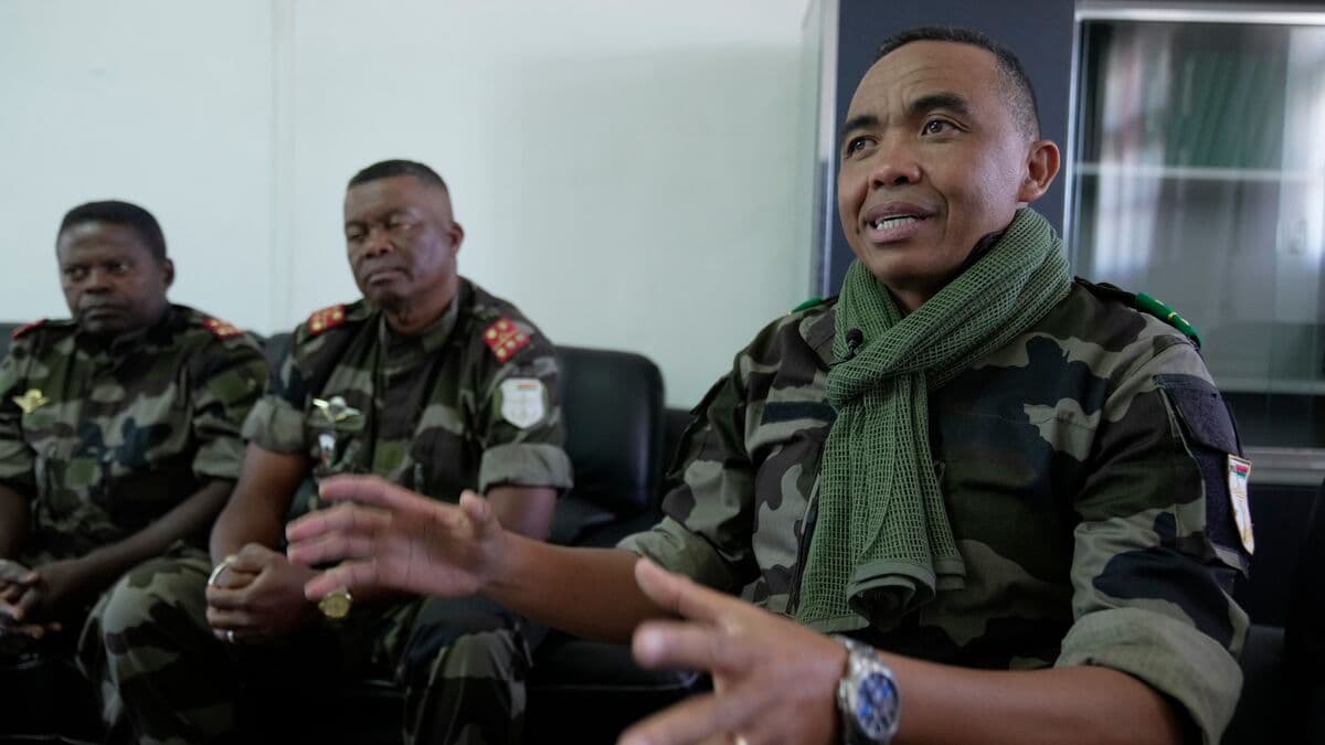 Madagascar Coup Leader Randrianirina Becomes Temporary President