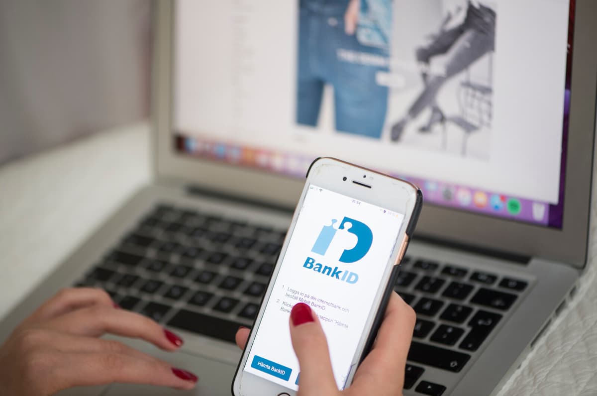 Young Adults Urged to Contribute Financially at Home, Survey Reveals