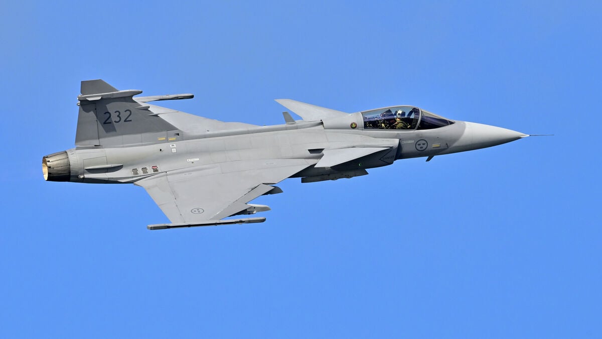 Swedish Gripen planes to Iceland for Arctic preparedness