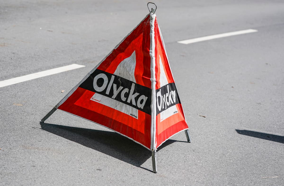 15-Year-Old Boy Dies in Båstad Moped and Tractor Accident