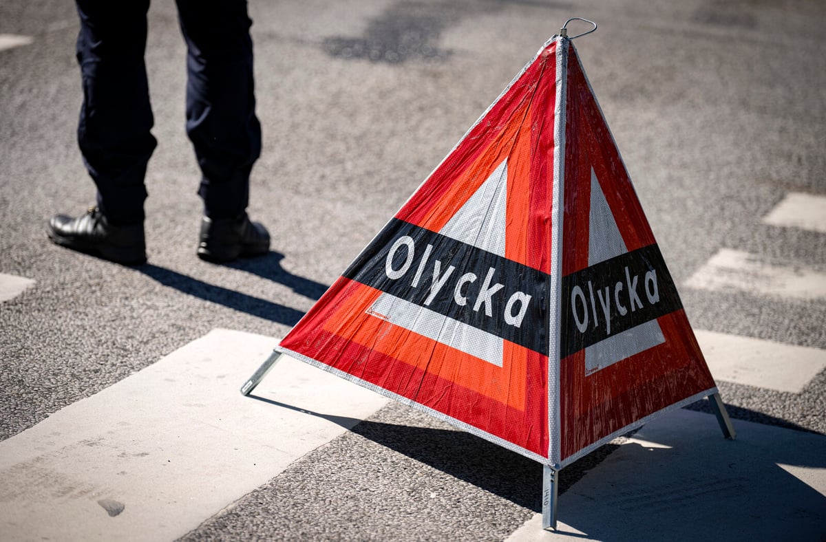 Man in Critical Condition After Car Rollover in Lund