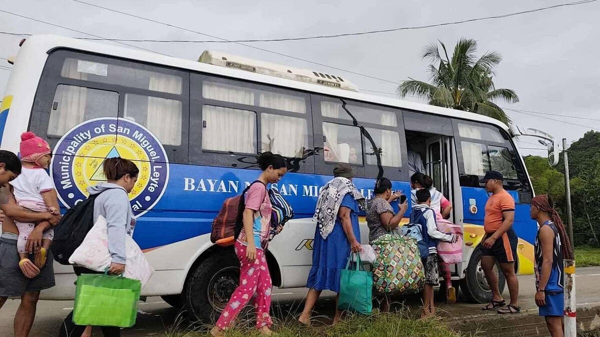 Mass evacuation as typhoon hits Philippines