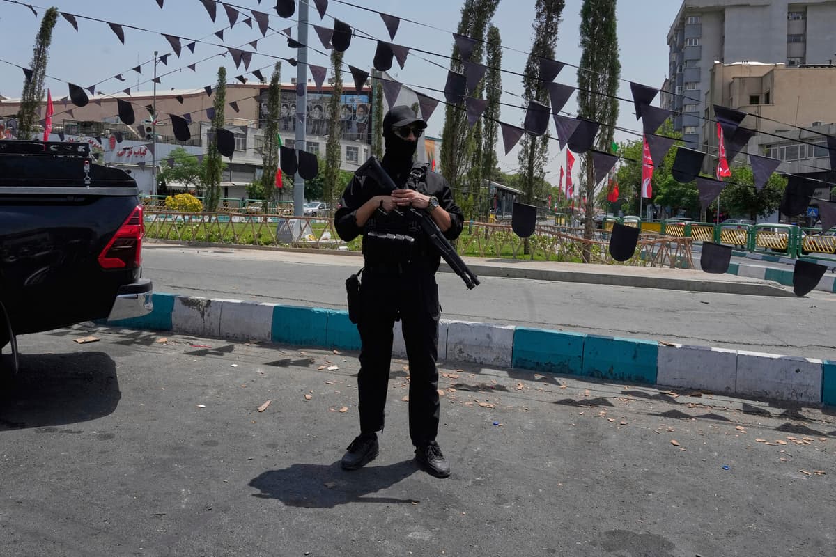 Iran Arrests 50 More Suspected Israeli Spies Amid Ongoing Tensions