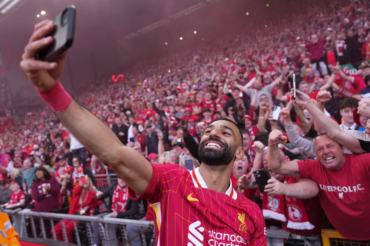 Mohamed Salah Wins Premier League Player of the Year Award
