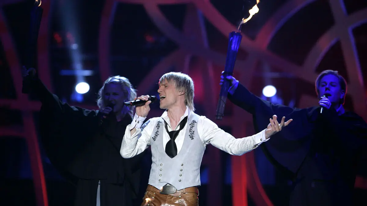 Magnus Bäcklund says he performed in Moscow last year