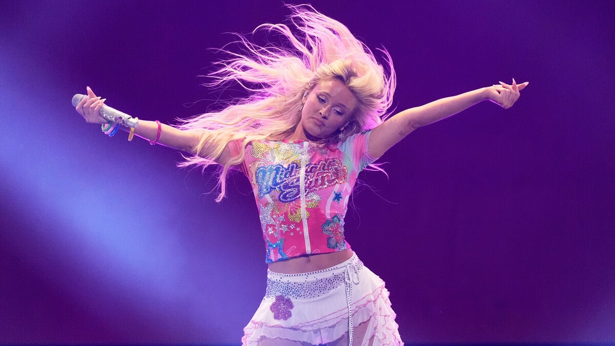 Zara Larsson dance trended on Tiktok