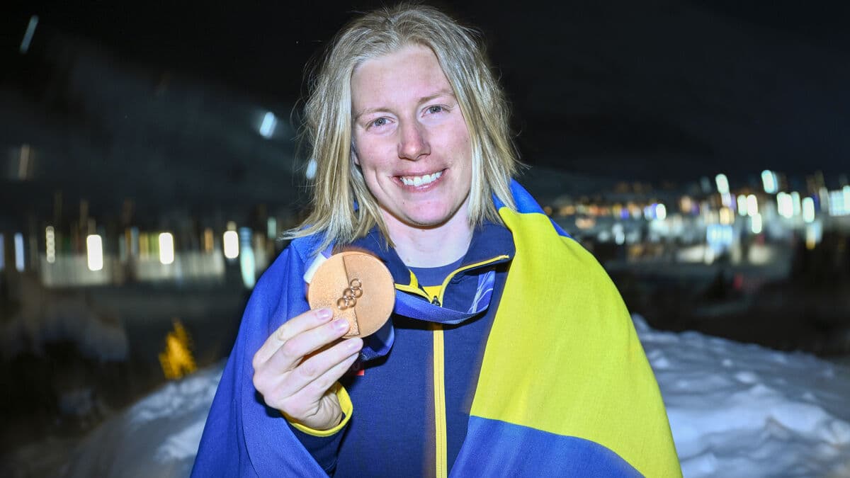 After the Olympic bronze, Näslund took another World Cup victory