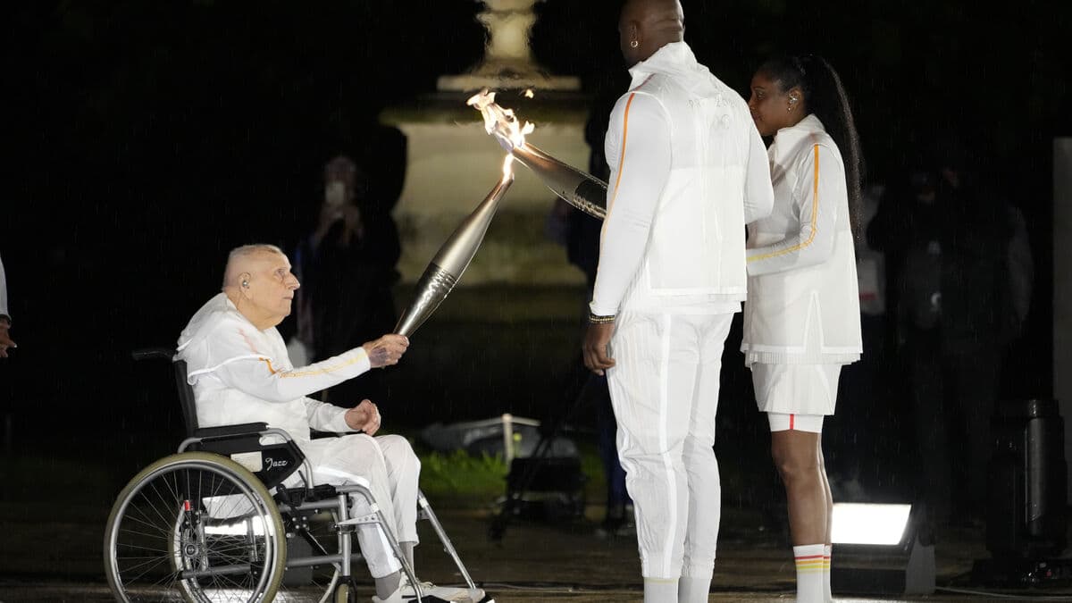World's oldest Olympic winner dies