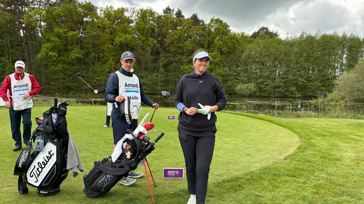 Hit by a drunk driver - Leonie Harm wins first professional title