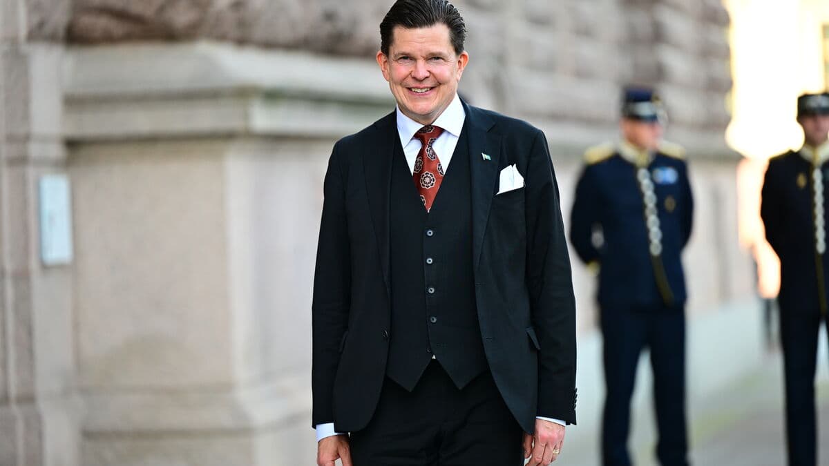 Parliamentary Debate Rescheduled for Evening Broadcast