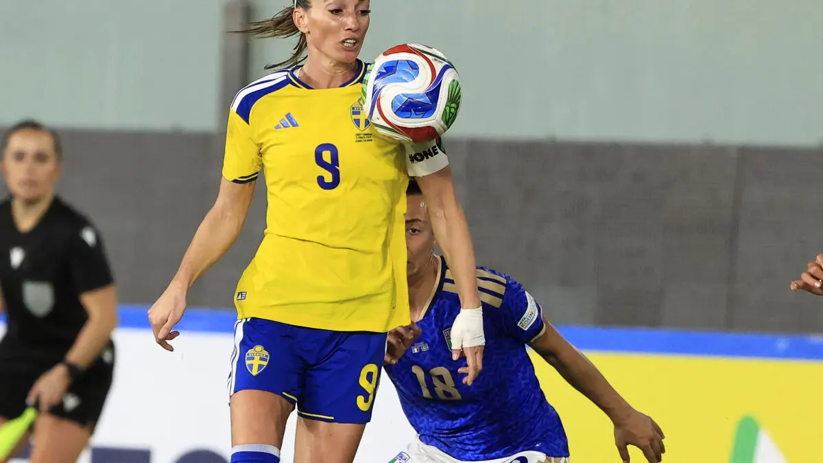 Kosovare Asllani undergoes surgery - long road back