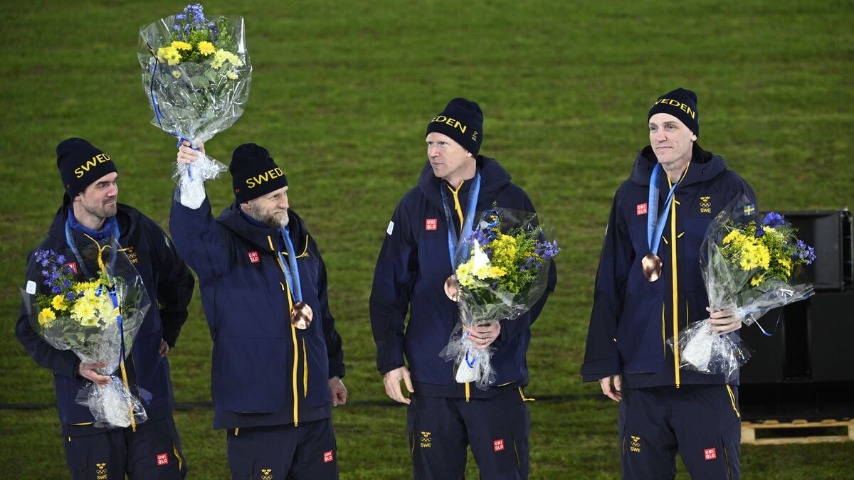 Swedish biathletes receive Vancouver Olympic bronze medals after 16 years