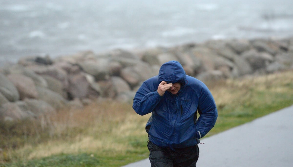 Swedish Transport Administration Closes Railway Line Ahead of Storm Floris