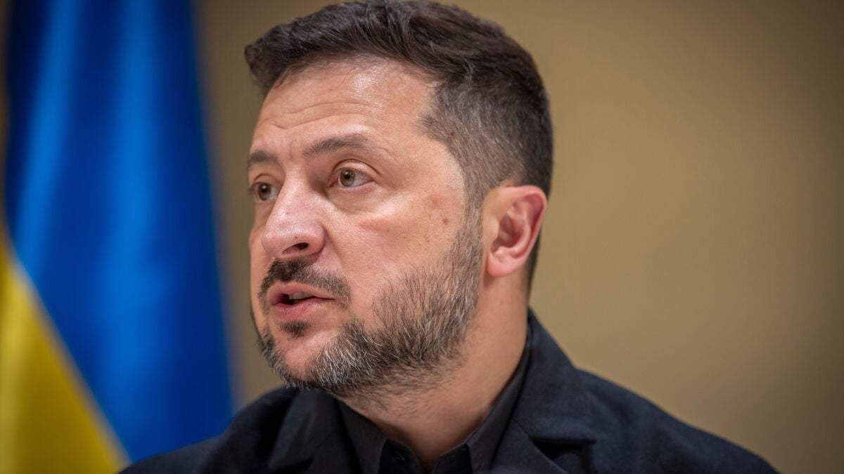 Zelensky Says Ukraine Will Stop Attacking Russian Oil Refineries If Russia Halts Strikes on Energy Sites