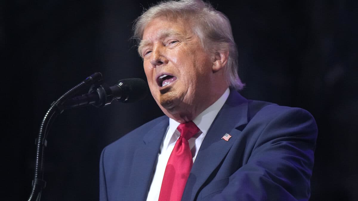 Supreme Court gives green light to Trump, may deport tens of thousands