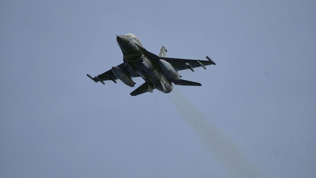 US plans to withdraw a third of fighter jets and warships from NATO operations in Europe