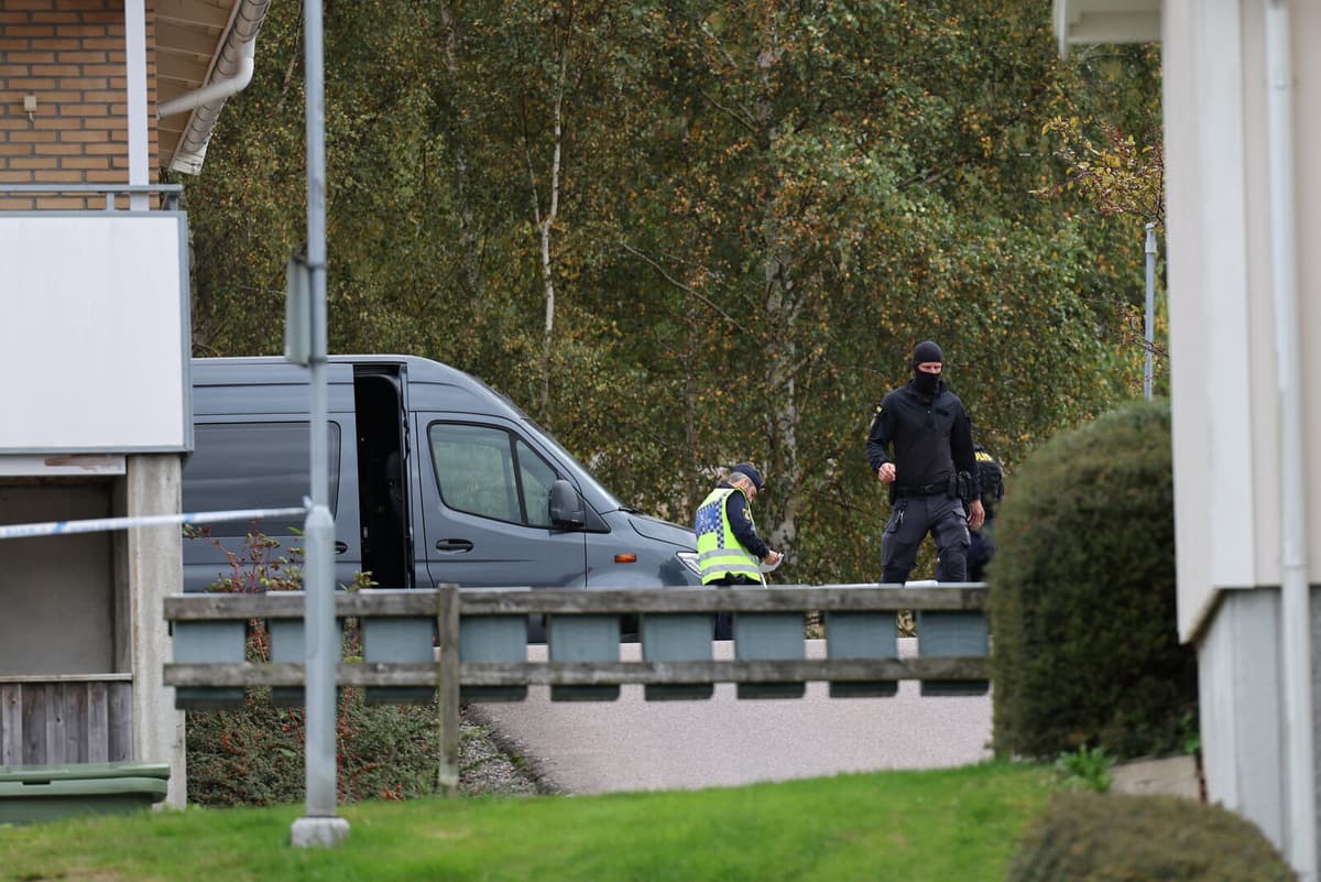 Suspected Hand Grenade Found in Fjärås Prompts Evacuations