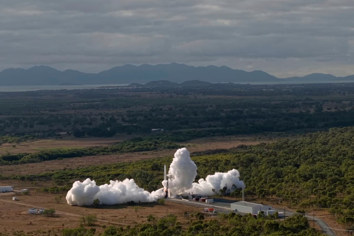 Australian Rocket Eris Crashes 14 Seconds After Launch