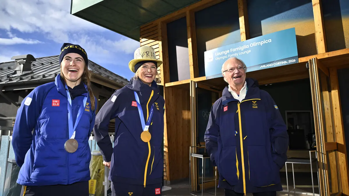 The King says Frida and Ebba have done great things