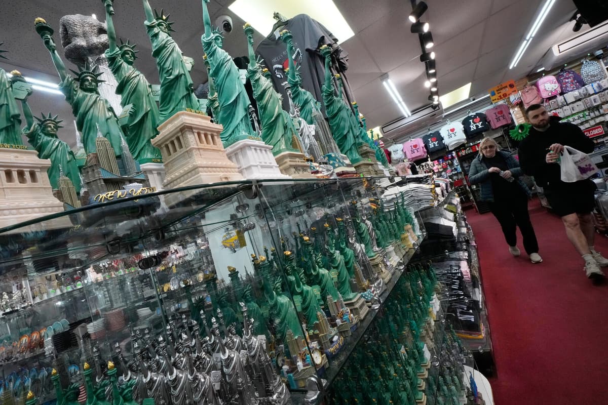 Trump Set to Announce New Tariffs as Global Markets Brace