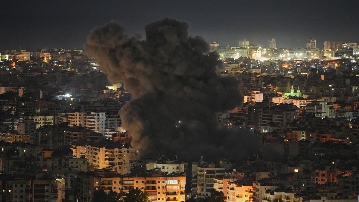 Israel's offensive penetrates deeper into Lebanon, bombs Beirut