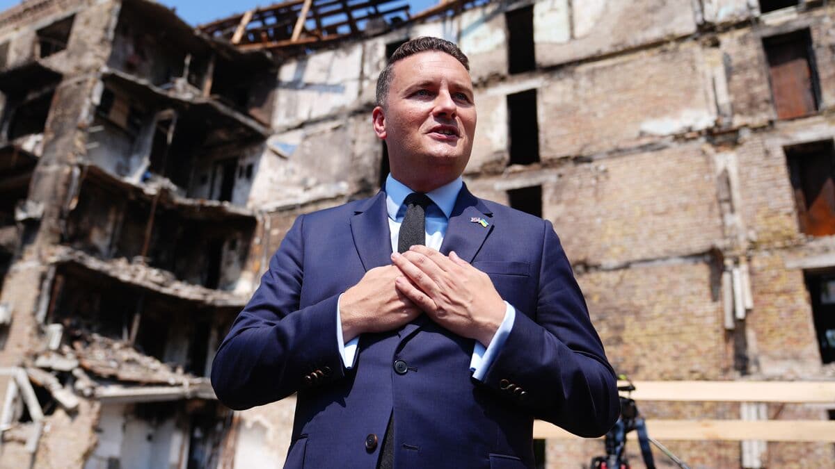 Britain pledges new aid for Ukraine, including Patriot missiles, ahead of support meeting